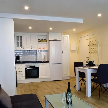 In Next To The For Families,wifi Apartment